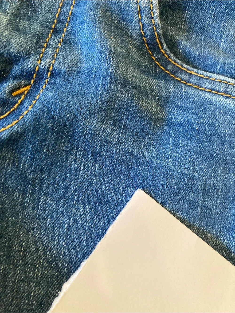 Boys Levi’s 514 blue jeans size 12 (26X27)